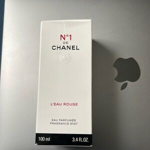 CHANEL    N•1    L’EAU ROUGE